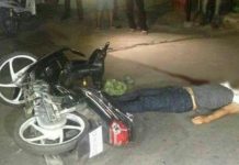 បុរសម្នាក់ជិះម៉ូតូបុករថយន្តស៊េរីទំនើបTUNDRA ស្លាប់ភ្លាមៗ