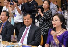 រដ្ឋមន្រ្តីក្រសួងទេសចរណ៍៖ វិស័យពាណិជ្ជកម្ម និងទេសចរណ៍ គឺជាស្នូលនាំមុខសេដ្ឋកិច្ច