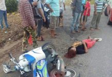 រថយន្តម៉ាកកាមរីឆ្លាម១គ្រឿងបើកប៉ះម៉ូតូម៉ាកfinoរបួសធ្ងន់ ហើយរត់គេចបាត់