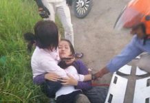 គ្រោះថ្នាក់ចរាចរណ៍រវាងម៉ូតូ2ប៉ះគ្នាបណ្ដាលឲ្យមានអ្នករងរបួសម្នាក់សន្លប់ស្ដូកស្ដឹង