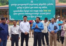 ប្រជាពលរដ្ឋឃុំភ្នំសំពៅ សប្បាយរីករាយបន្ទាប់ពីក្រុមការងារថ្នាក់ជាតិឃុំភ្នំសំពៅ ប្រគល់ផ្លូវដល់ពួកគាត់សម្រាប់ប្រើប្រាស់ ដឹកកសិផលស្រូវក្នុងរដូវប្រាំង!