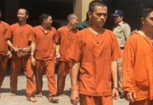 តុលាការផ្ដន្ទាទោសជនជាតិវៀតណាម៧នាក់ លួចចូលមកកាប់ឈើនៅស្រុកកែវសីម៉ា ខេត្តមណ្ឌលគិរី ដោយដាក់ពន្ធនាគារម្នាក់ៗ១ឆ្នាំ