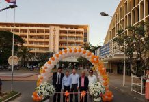 សាកលវិទ្យាល័យភូមិន្ទភ្នំពេញ រាយអំពូលភ្លើងក្នុងបរិវេណសាកលវិទ្យាល័យជាច្រើនកន្លែង ដើម្បីឲ្យនិស្សិតសិក្សានៅពេលយប់