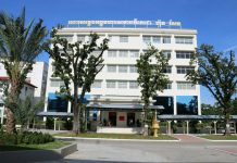 នៅព្រឹកថ្ងៃនេះសម្តេចតេជោ ហ៊ុន សែន អញ្ជើញសម្ពោធដាក់ឲ្យប្រើប្រាស់អគារព្យាបាលថ្មីមួយទៀត នៅមន្ទីរពេទ្យមិត្តភាពខ្មែរ-សូវៀត