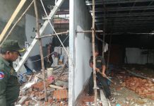 កាន់តែក្តៅហើយ!!! អភិបាលក្រុងព្រះសីហនុប្រកាសទិញឡានអាអ៊ិចកង់កៅស៊ូ១គ្រឿងទុកសម្រាប់កម្ទេច សំណង់ដែលសង់រំលោភលើដីចិញ្ចើមផ្លូវ ដីអូរ និងដីសាធារណៈ