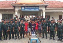 មុខសញ្ញាជួញដូរគ្រឿងញៀនដ៏សកម្ម ១២នាក់តដៃជាមួយសមត្ថកិច្ចត្រូវបង្ក្រាបនិងដកហូតវត្ថុតាងគ្រឿងញៀនមួយចំនួន 