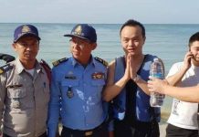 នគរបាលចរាចរណ៍ផ្លូវទឹកខេត្តព្រះសីហនុ បើកប្រតិបត្តិការពេញមួយយប់ ដើម្បីរុករកជនជាតិចិនម្នាក់ ជិះម៉ូតូទឹកបាត់ខ្លួនលើផ្ទៃសមុទ្រ